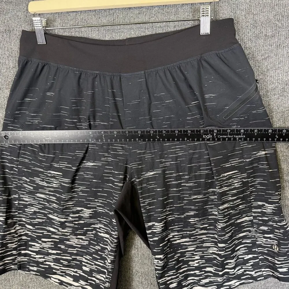 Lululemon Men's Athletic Shorts L Black White Print Gym Training Running Unlined